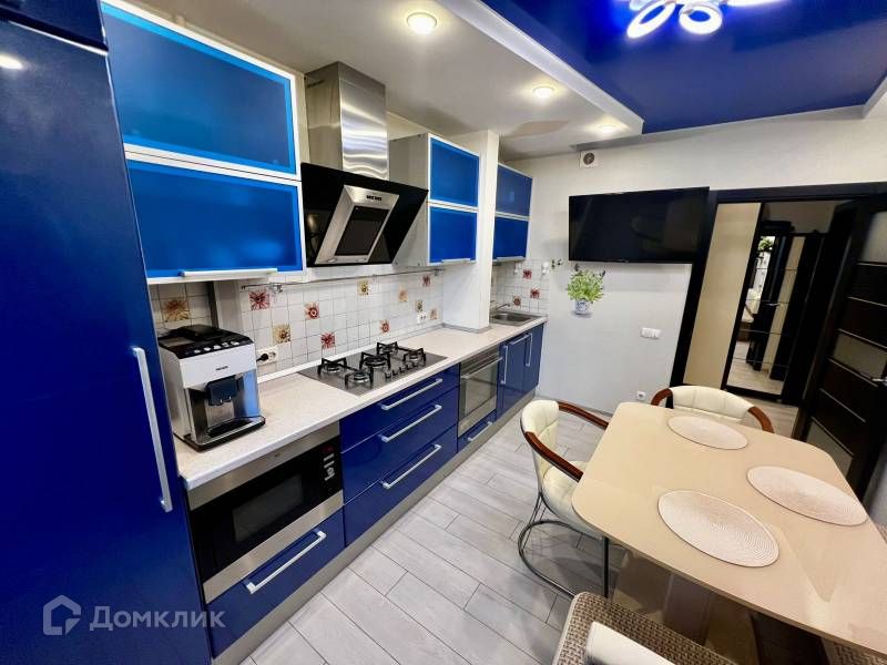 Продаётся 4-комнатная квартира, 75.4 м²