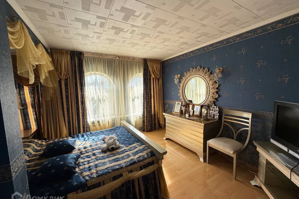 Продаётся 2-этажный дом, 275 м²