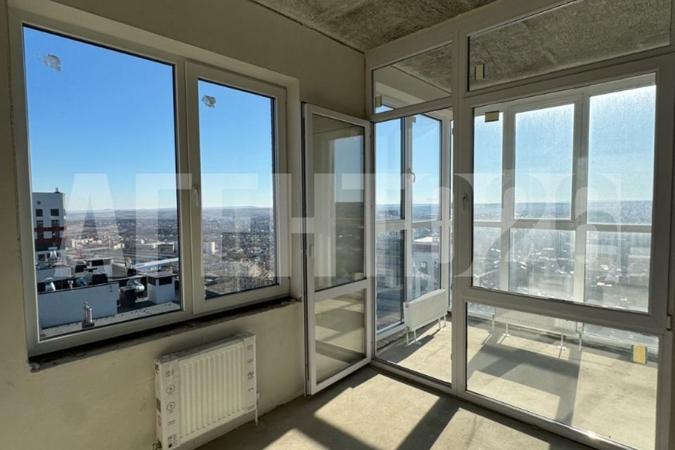Продаётся 2-комнатная квартира, 67.8 м²