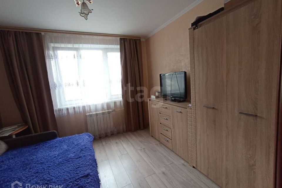 Продаётся комната в 3-комн. квартире, 73.8 м²