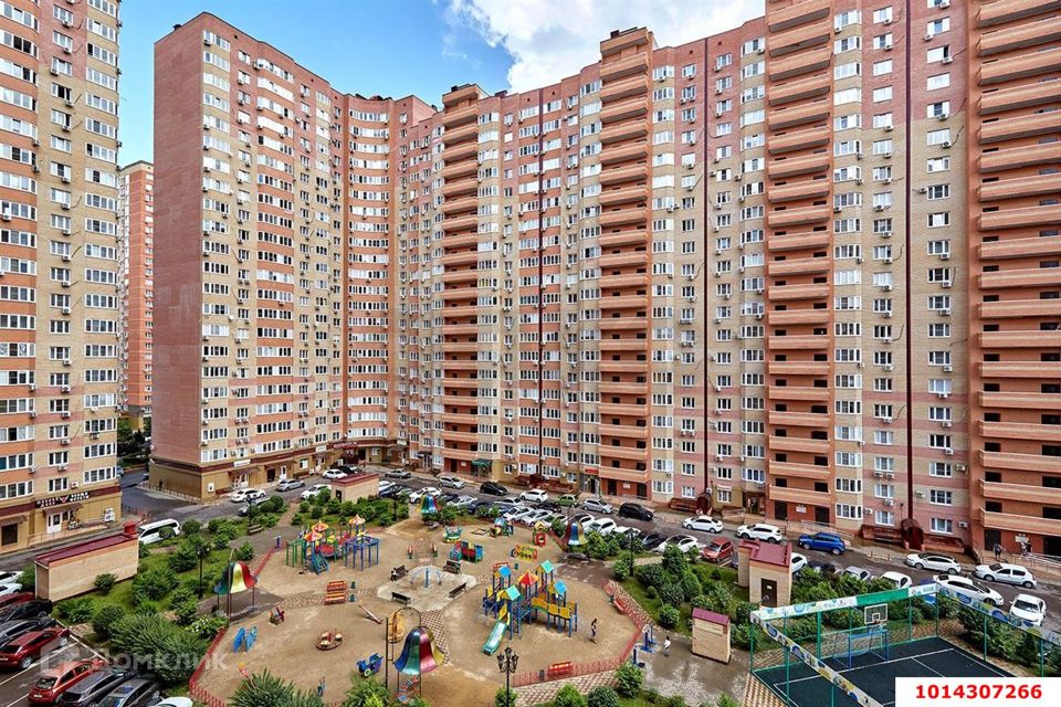 Продаётся 2-комнатная квартира, 62 м²