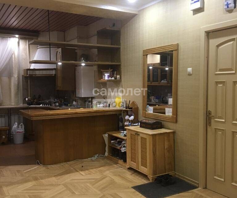 Квартиры на новочеркасской. В новочеркасске объявления. Риэлторы новочеркасска. Визирова 5а новочеркасск. Новочеркасск улица визирова.