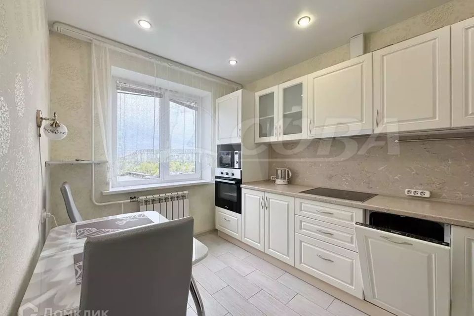 Сдаётся 2-комнатная квартира, 55 м²