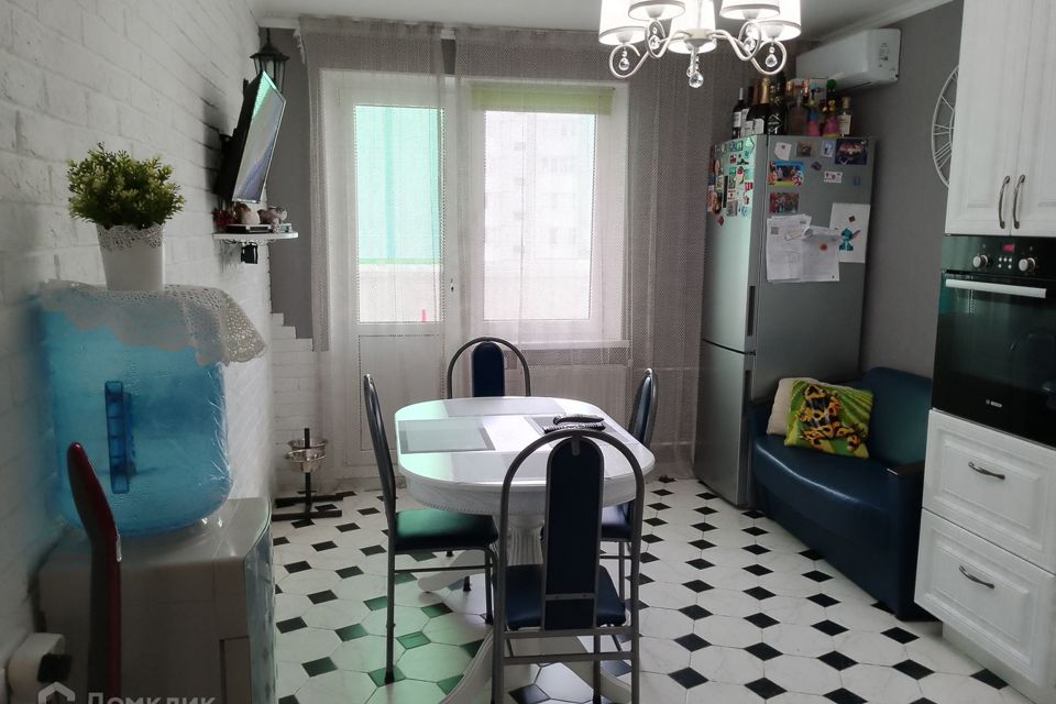 Продаётся 2-комнатная квартира, 62 м²