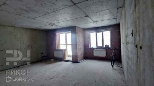Продаётся 4-комнатная квартира, 123 м²