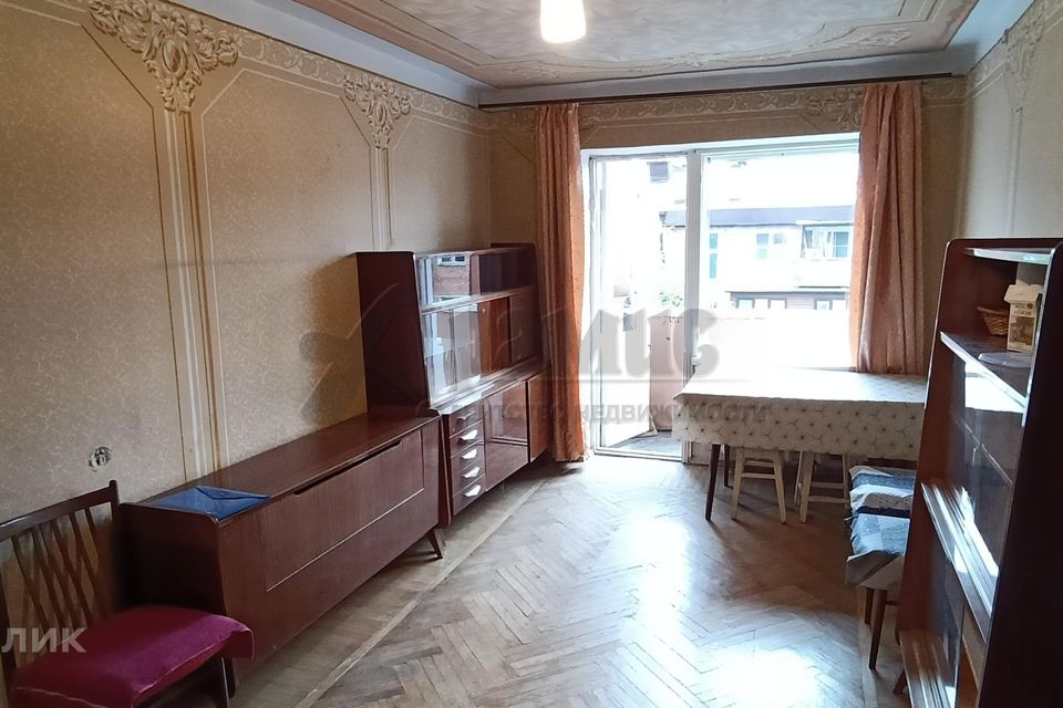Продаётся 3-комнатная квартира, 57 м²
