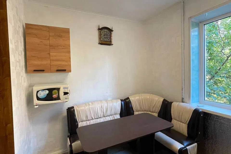 Сдаётся 3-комнатная квартира, 65 м²