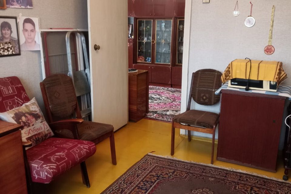 Продаётся 4-комнатная квартира, 63 м²