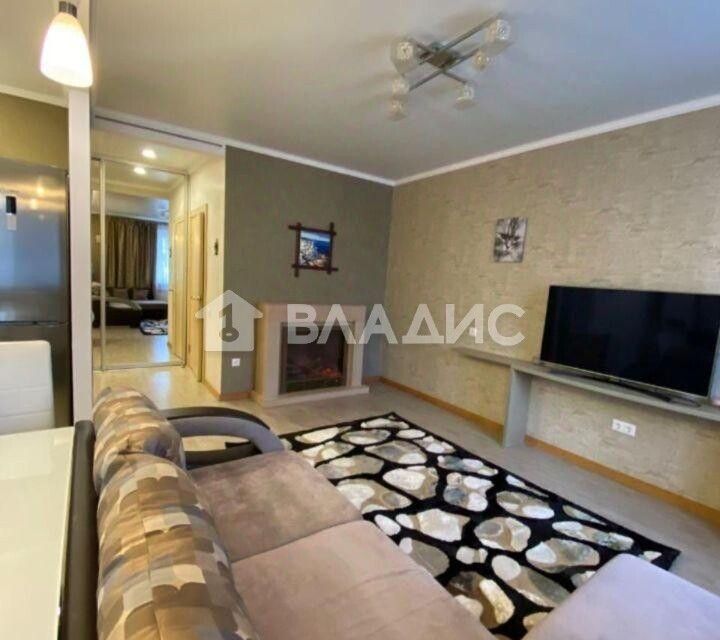 Продаётся 1-комнатная квартира, 58.1 м²
