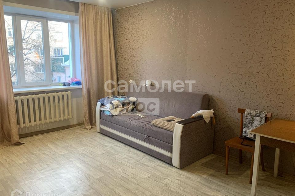 Продаётся комната в 1-комн. квартире, 18.2 м²