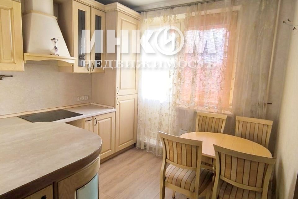 Продаётся 1-комнатная квартира, 37.7 м²