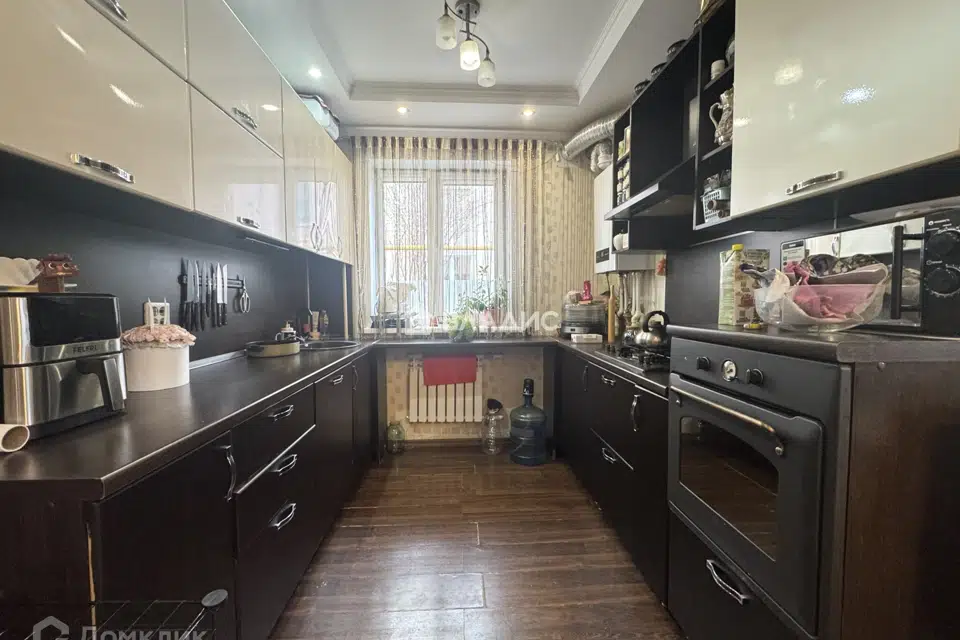 Продаётся 2-комнатная квартира, 82.6 м²