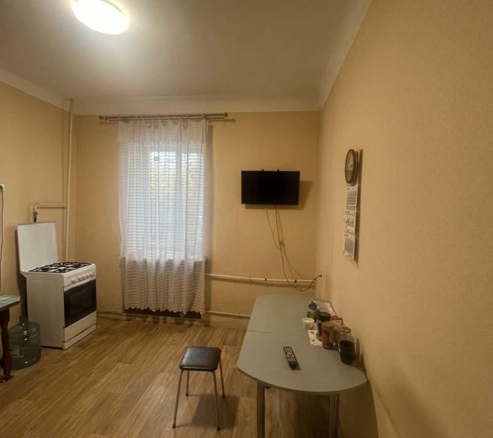 Сдаётся 2-комнатная квартира, 63.3 м²