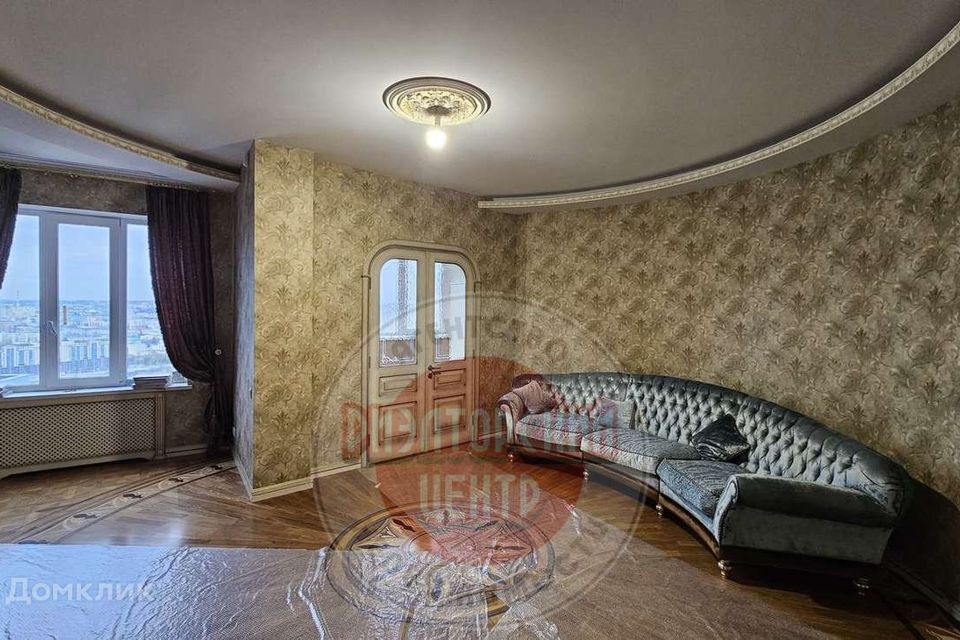 Продаётся 3-комнатная квартира, 115 м²