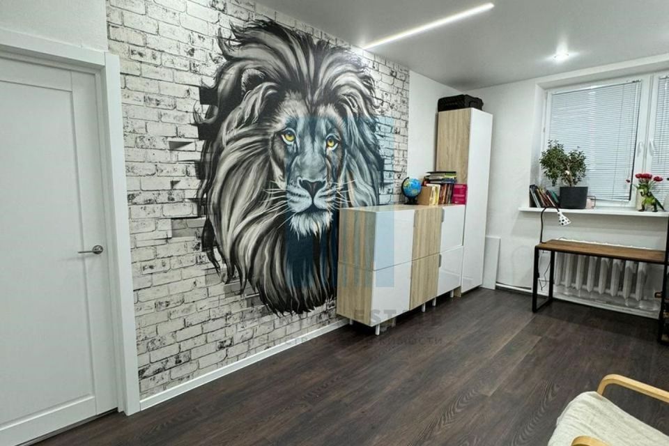 Продаётся 3-комнатная квартира, 57.8 м²