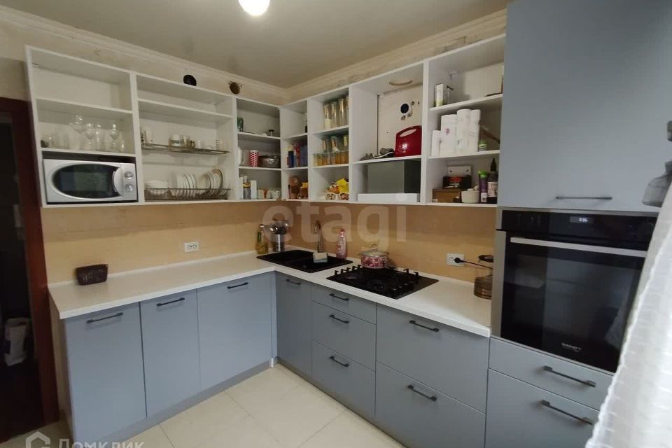 Продаётся 3-комнатная квартира, 65.6 м²