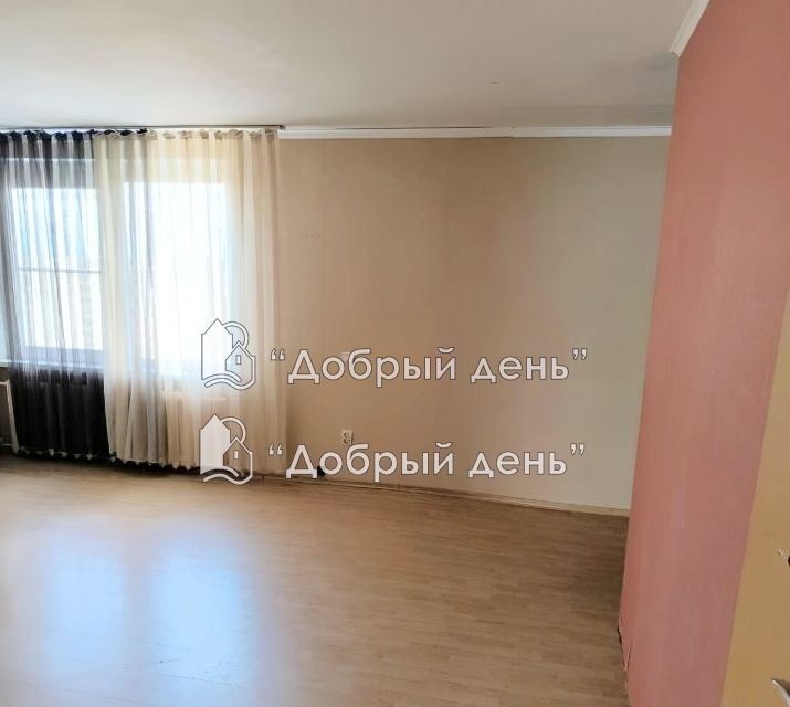 Продаётся 3-комнатная квартира, 70.6 м²