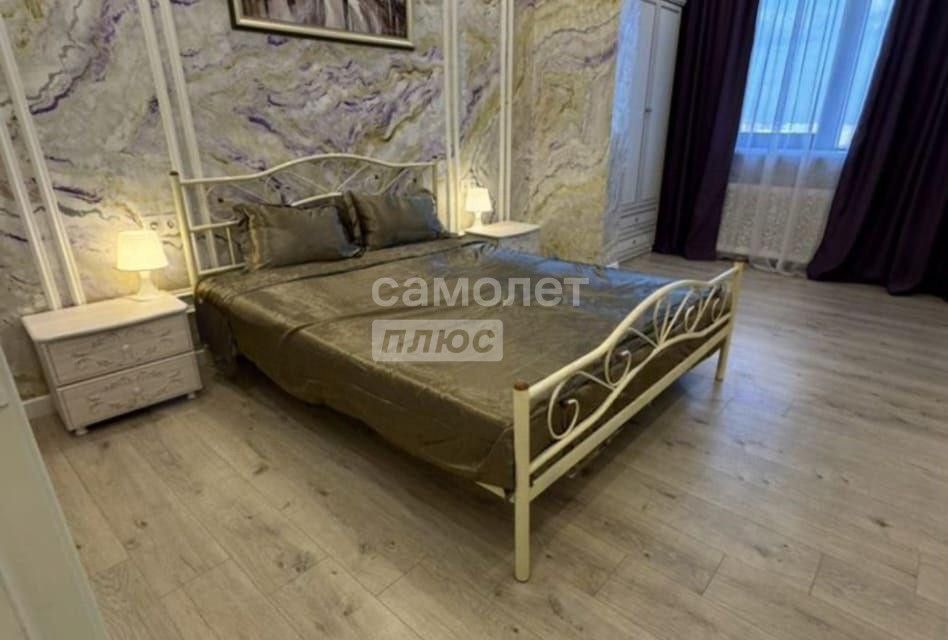 Сдаётся 2-комнатная квартира, 60.5 м²