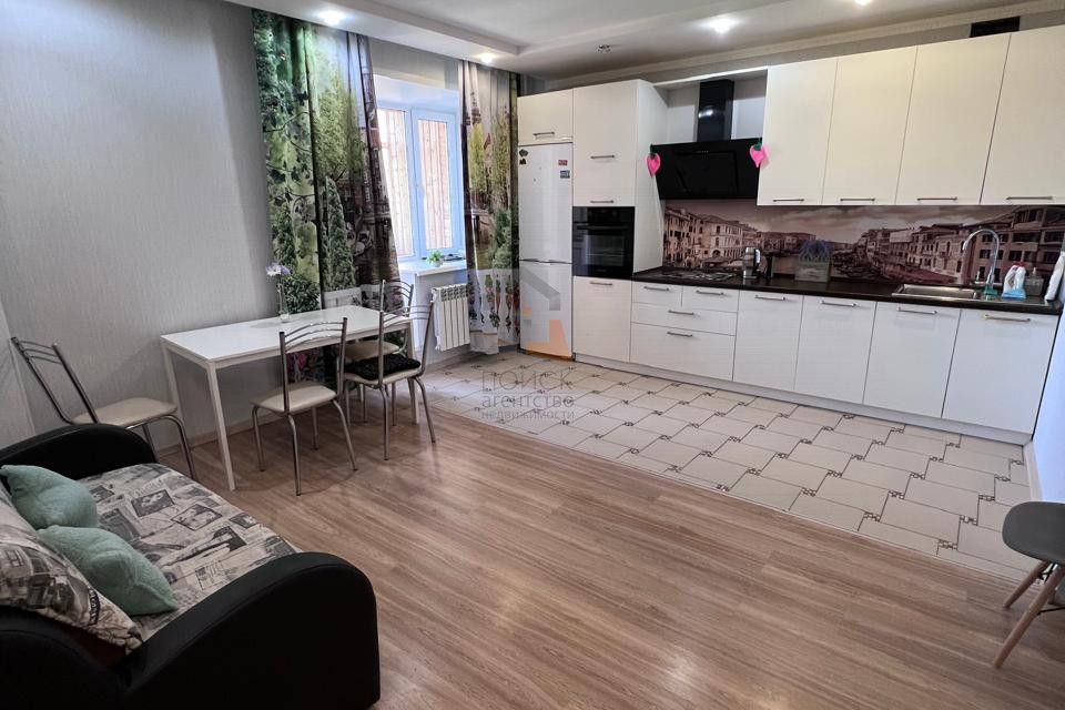 Сдаётся 3-комнатная квартира, 85 м²
