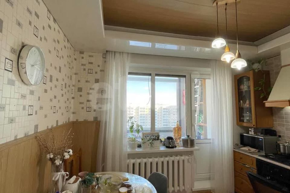 Продаётся 4-комнатная квартира, 89.6 м²