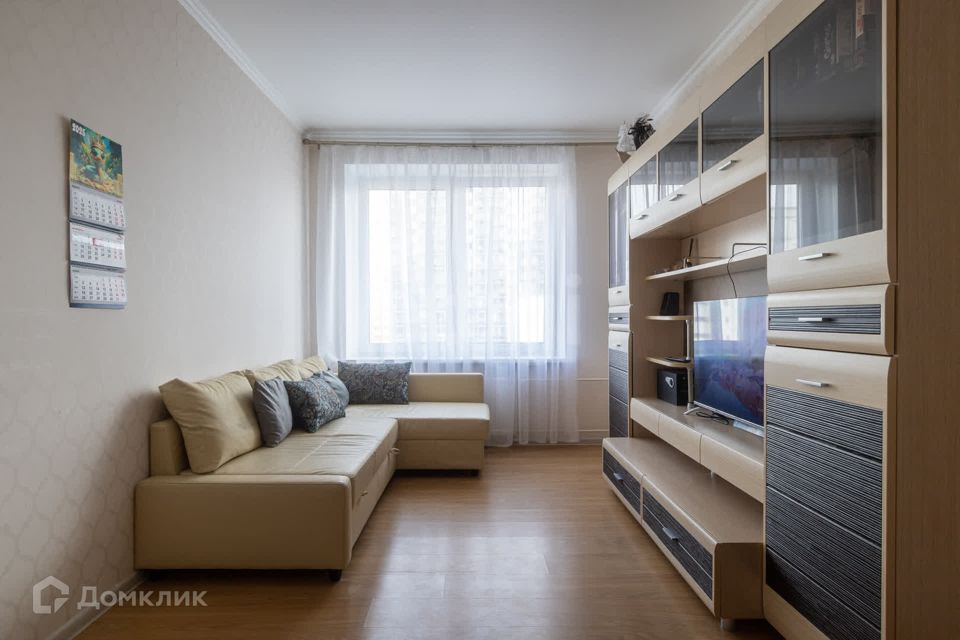 Продаётся 2-комнатная квартира, 58.2 м²