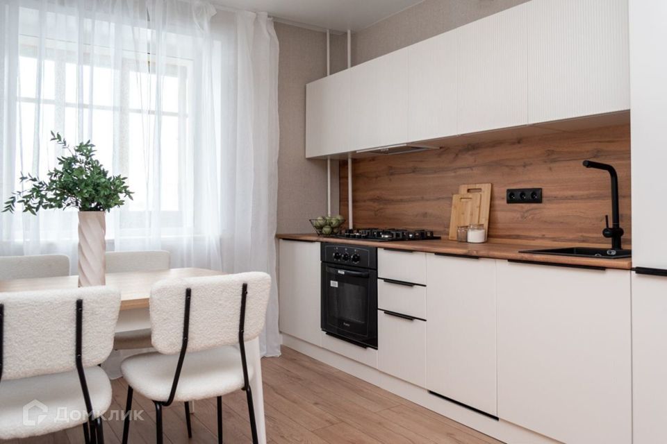 Продаётся 2-комнатная квартира, 65 м²