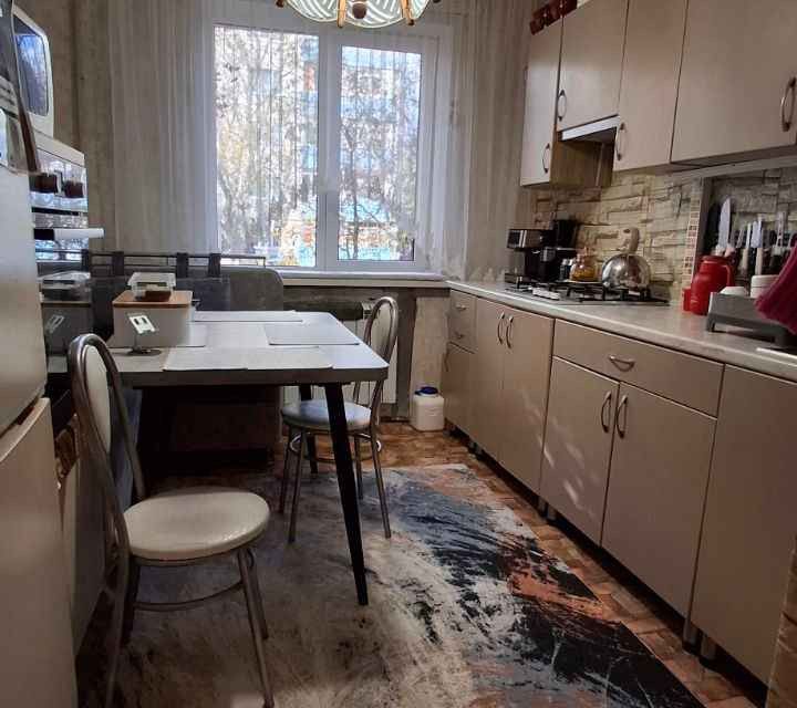 Продаётся 3-комнатная квартира, 57.2 м²