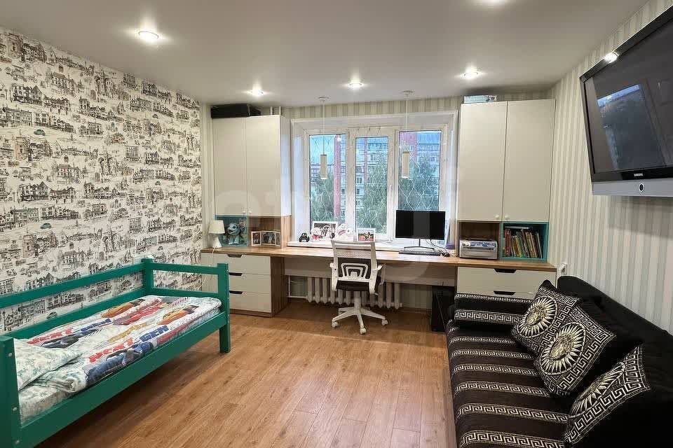 Продаётся 3-комнатная квартира, 65.7 м²