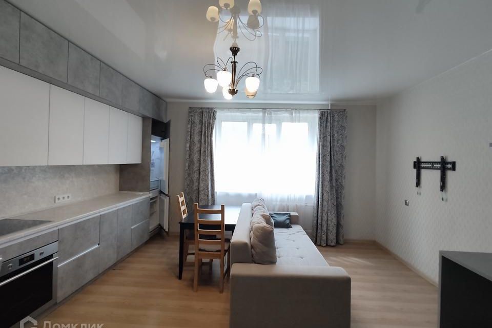 Продаётся 2-комнатная квартира, 43.2 м²