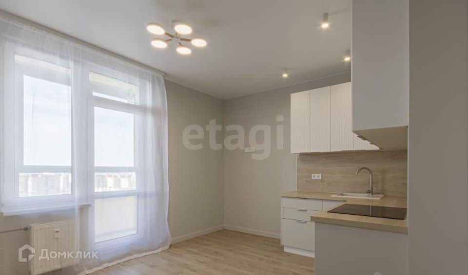 Продаётся 1-комнатная квартира, 43.9 м²