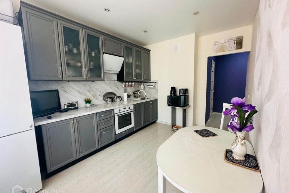 Продаётся 2-комнатная квартира, 50.6 м²
