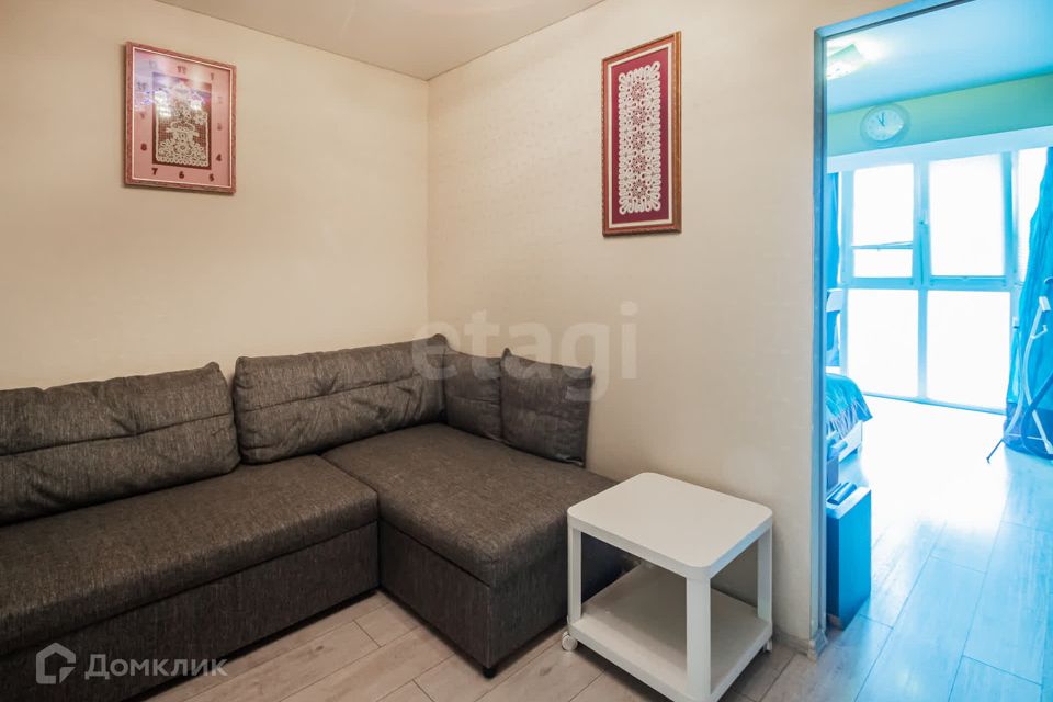 Продаётся 4-комнатная квартира, 60.6 м²