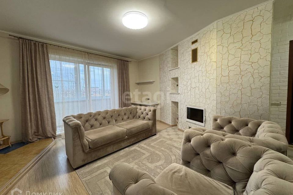 Продаётся 3-комнатная квартира, 71.4 м²