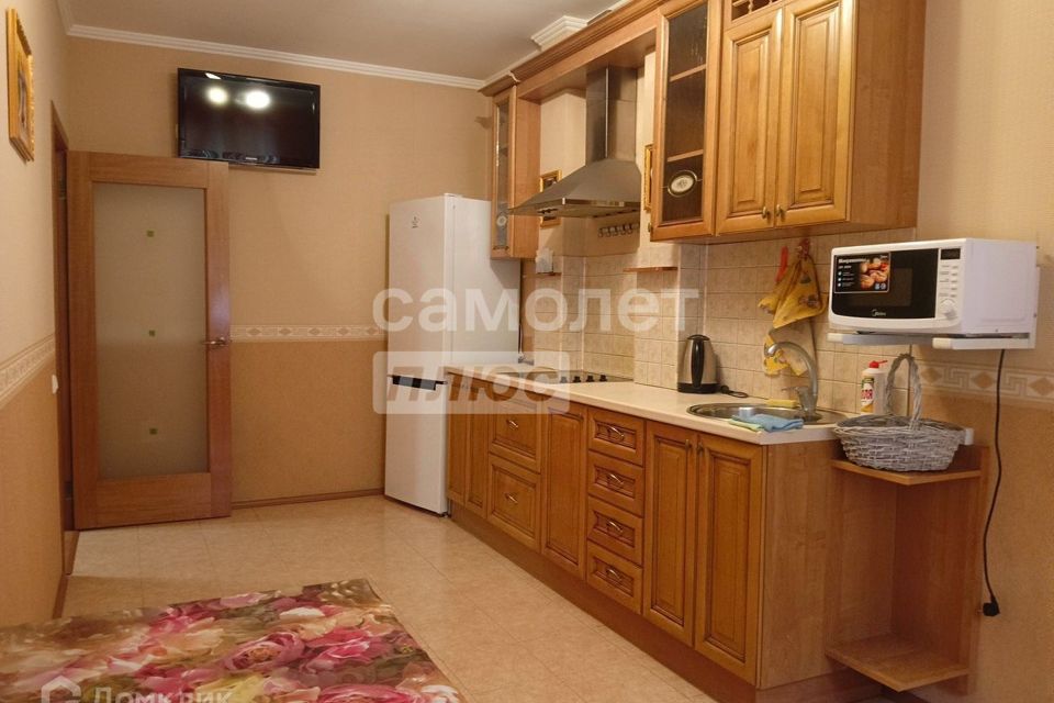 Сдаётся 2-комнатная квартира, 69.3 м²