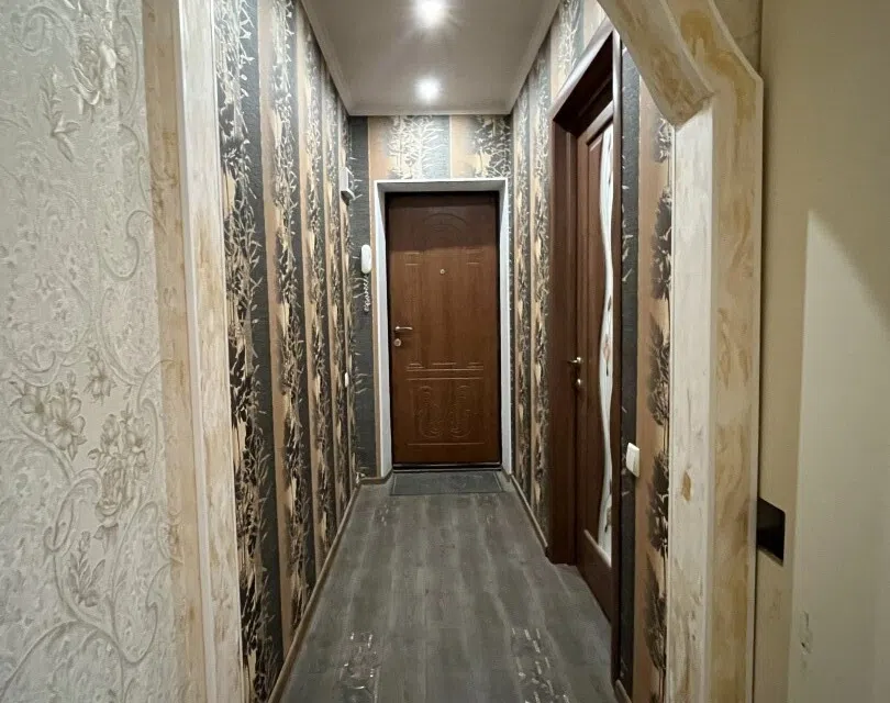 Продаётся 3-комнатная квартира, 55.8 м²