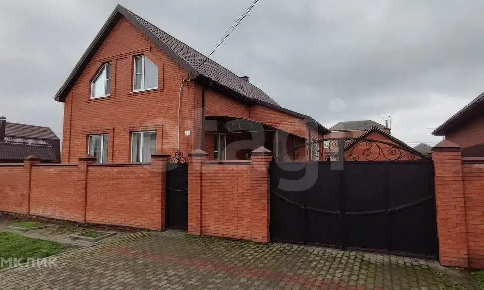 Продаётся 2-этажный дом, 159 м²