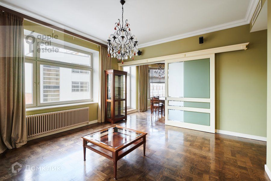 Сдаётся 3-комнатная квартира, 140 м²