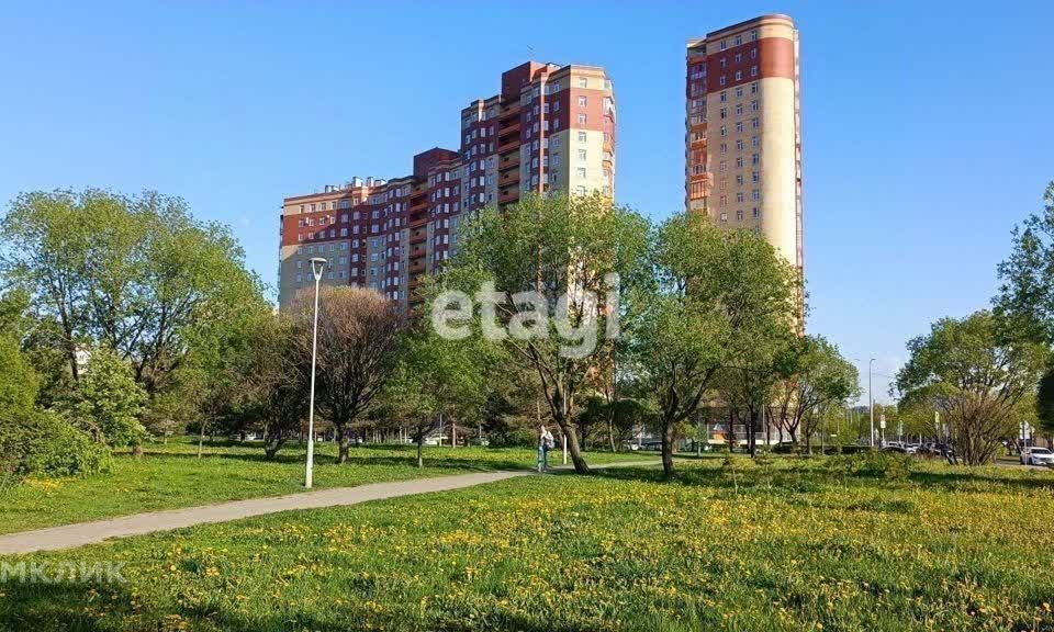 Продаётся 4-комнатная квартира, 133 м²