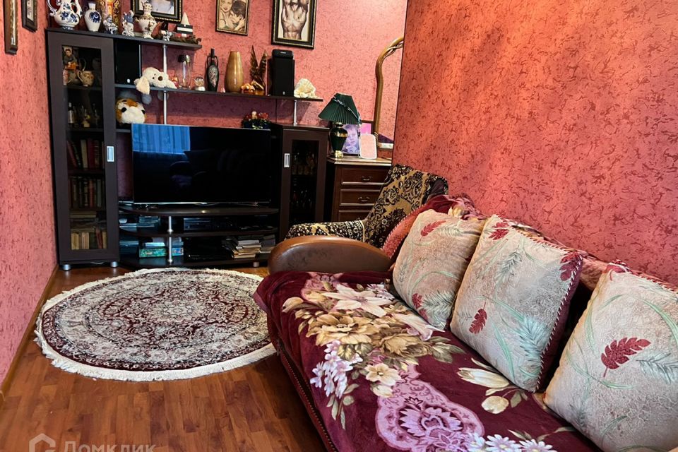 Продаётся 2 комнаты в 5-комн. квартире, 22.3 м²