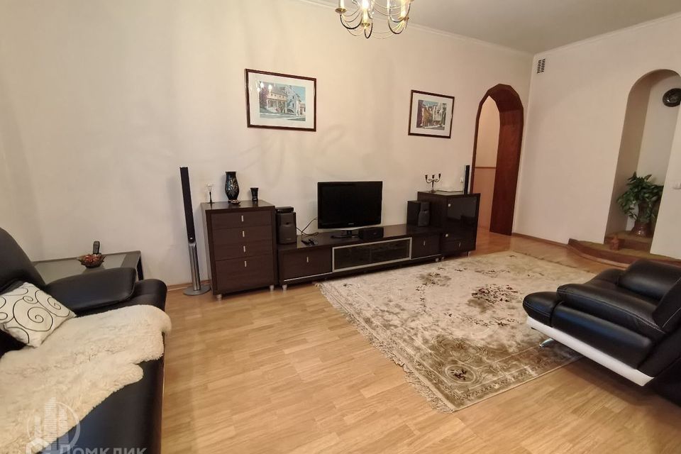 Сдаётся 2-комнатная квартира, 60 м²