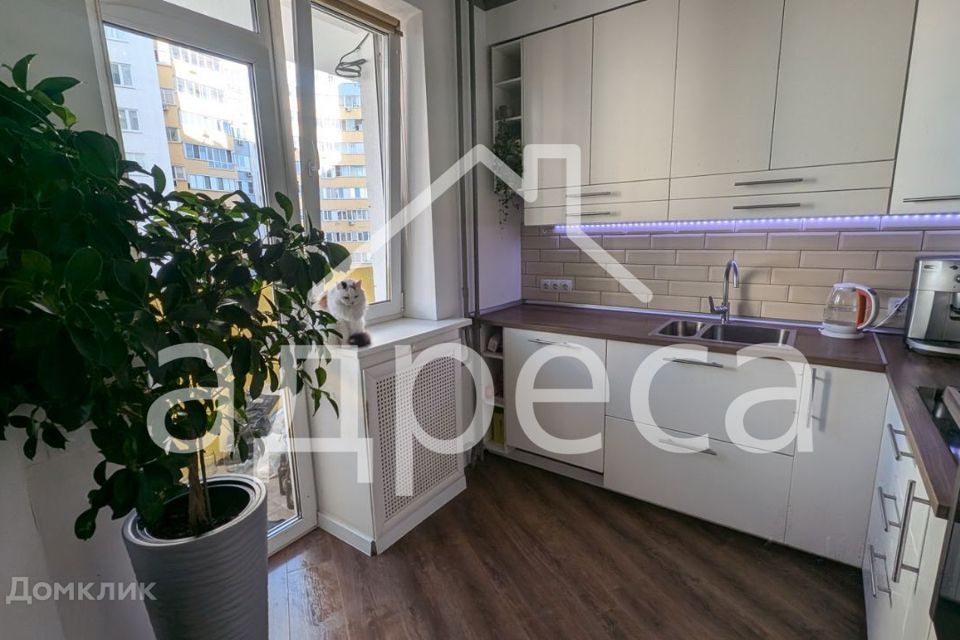 Продаётся 3-комнатная квартира, 77.9 м²