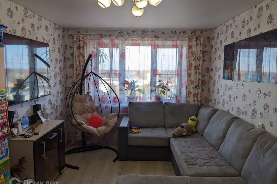 Продаётся 4-комнатная квартира, 77.8 м²