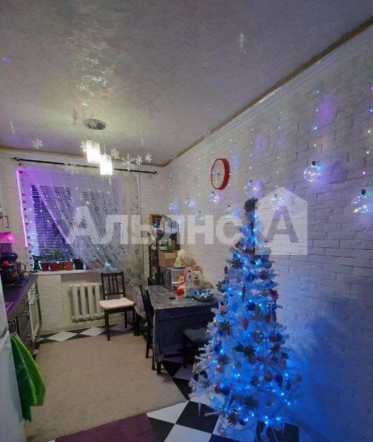 Продаётся 3-комнатная квартира, 58.1 м²