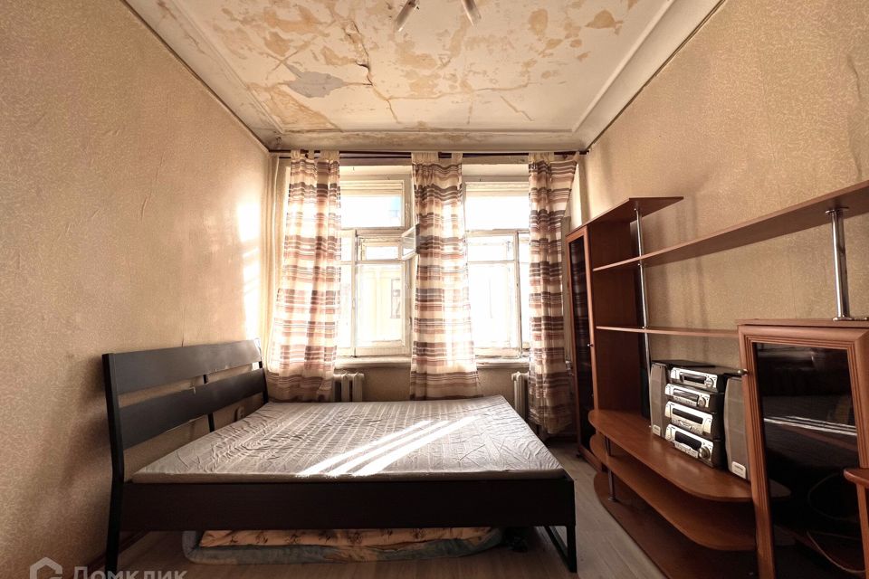 Продаётся комната в 4-комн. квартире, 12.3 м²