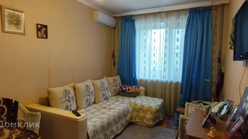 Продаётся 4-комнатная квартира, 73 м²