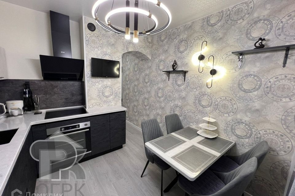 Продаётся 1-комнатная квартира, 43.5 м²