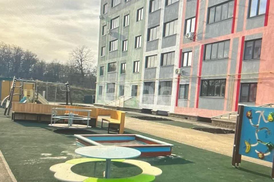 Продаётся 3-комнатная квартира, 64.7 м²