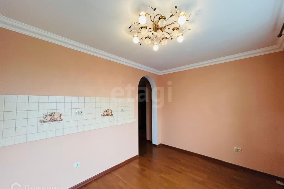 Продаётся 1-комнатная квартира, 37.3 м²