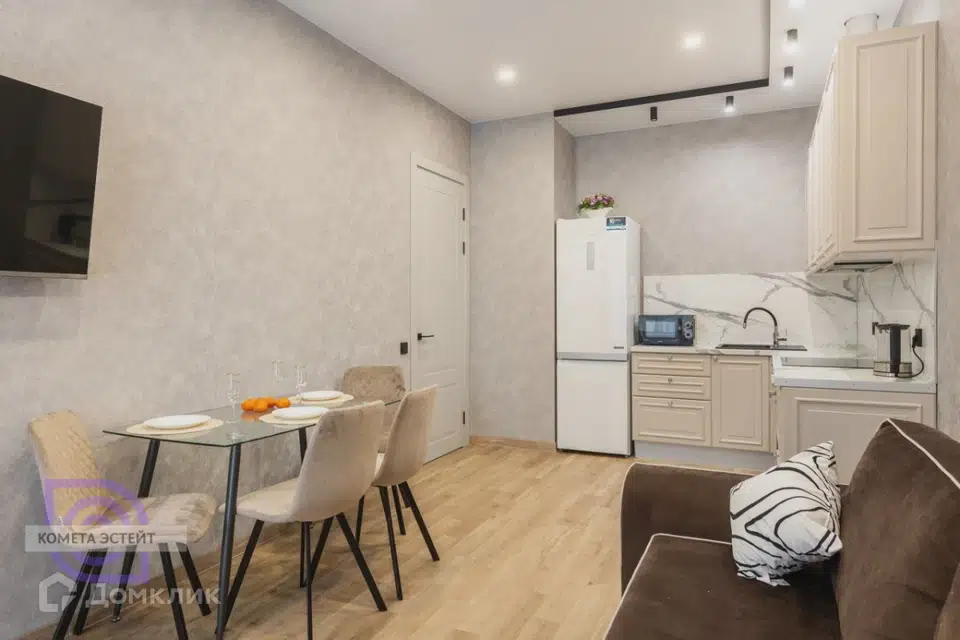Продаётся 3-комнатная квартира, 67.7 м²