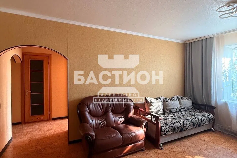Продаётся 4-комнатная квартира, 89.3 м²